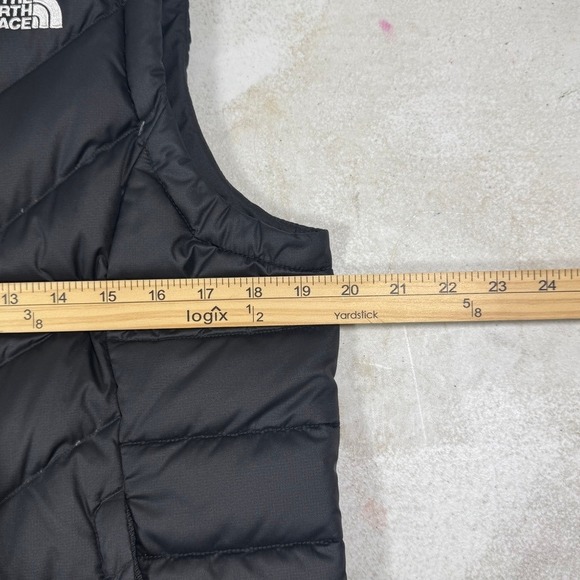 The North Face Women's 550 Down Puffer Vest Black Size Medium - Picture 16 of 16
